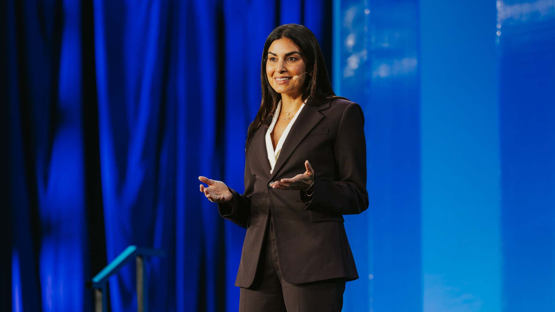 Amy Palen on mainstage at Medallia Experience '26