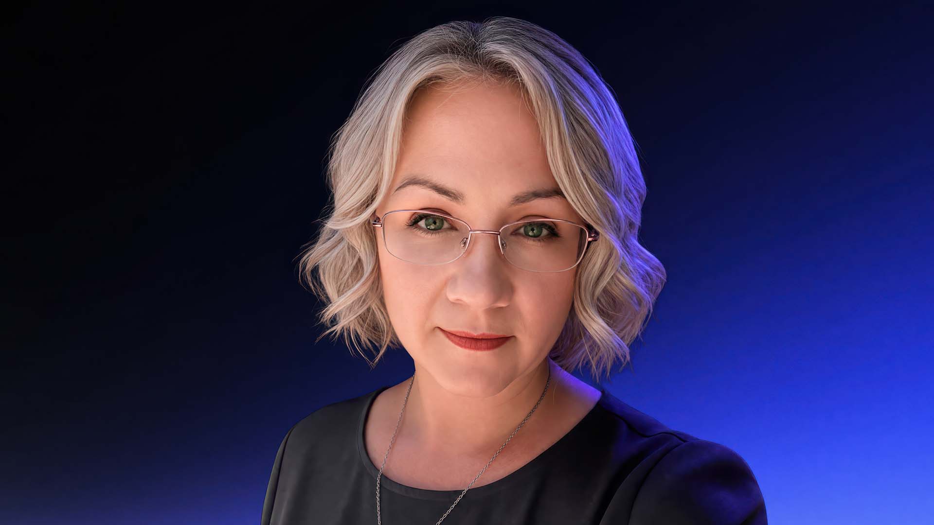 Alyse Fuller, CX Changemaker, addresses the camera